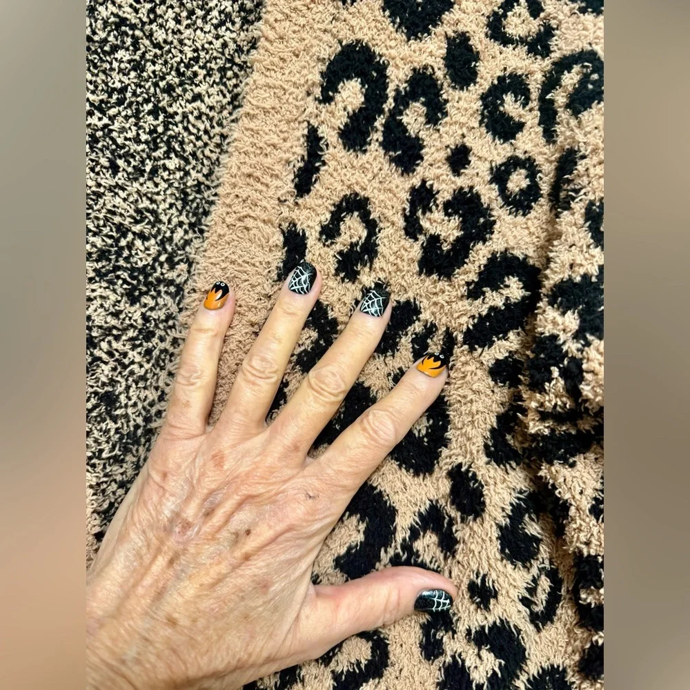 Super Soft Animal Print Cardigan - Picture 5 of 11